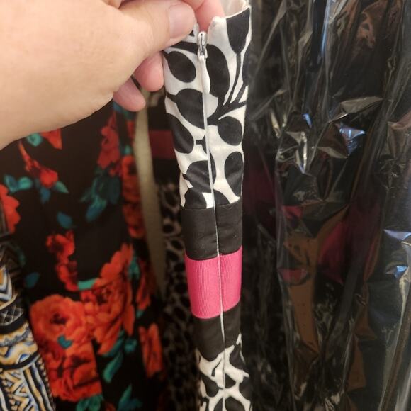 DRESS BARN Dress Womens 12 Multi Floral Sleeveless Knee Length Lined FLAWED - Picture 9 of 12